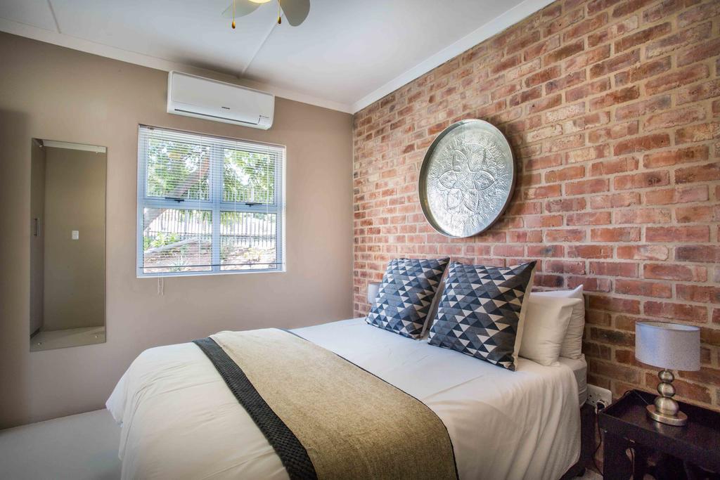 El Dorado 65 Luxury Self Catering Villa Oudtshoorn Bagian luar foto