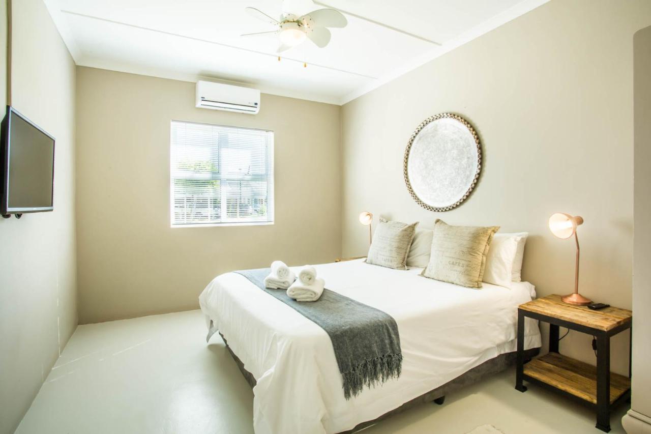 El Dorado 65 Luxury Self Catering Villa Oudtshoorn Bagian luar foto